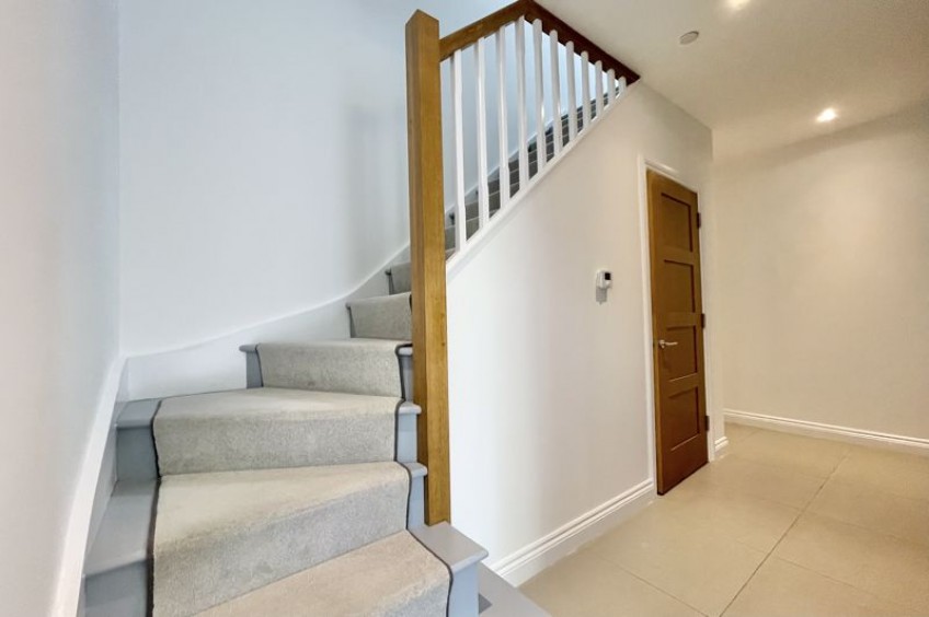 Images for The Green Claygate