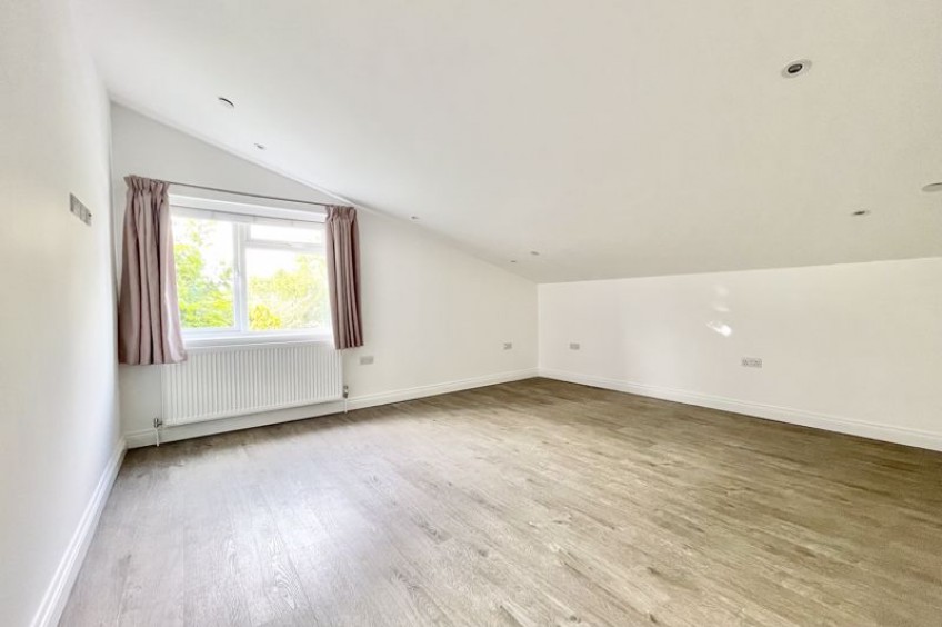 Images for The Green Claygate