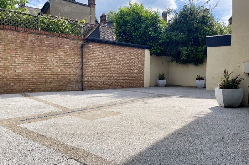 Images for The Green Claygate