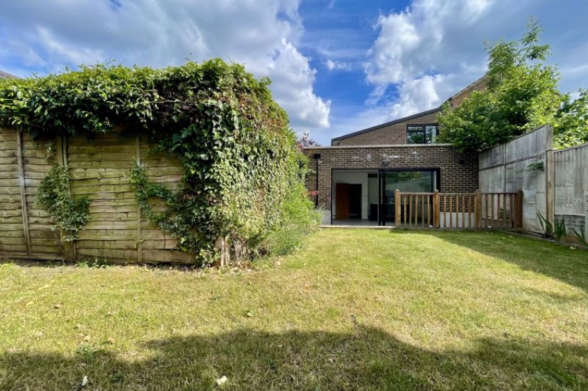 Images for The Green Claygate