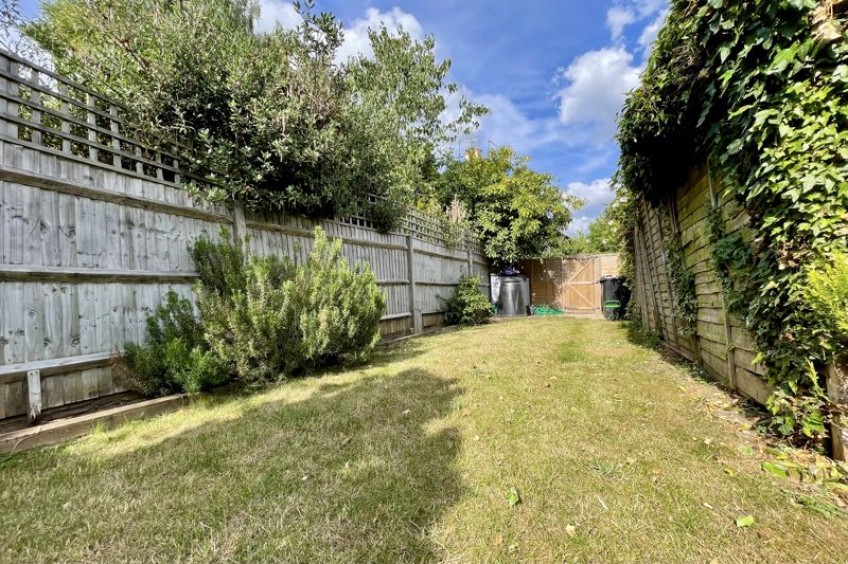 Images for The Green Claygate