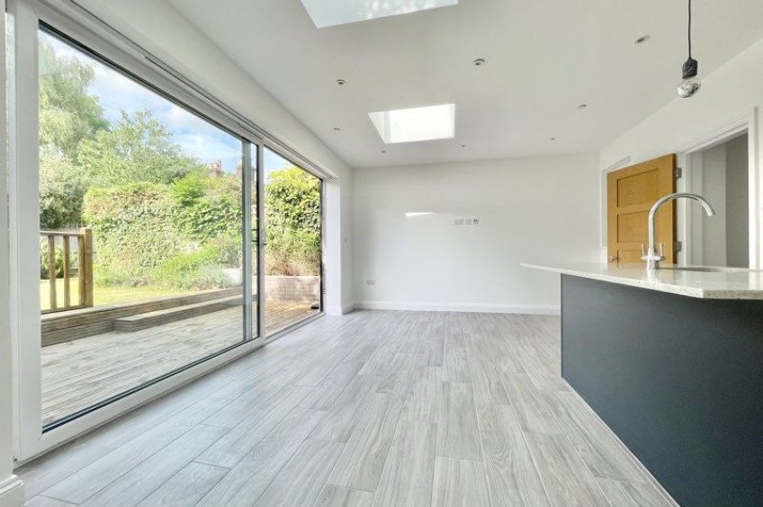 Images for The Green Claygate