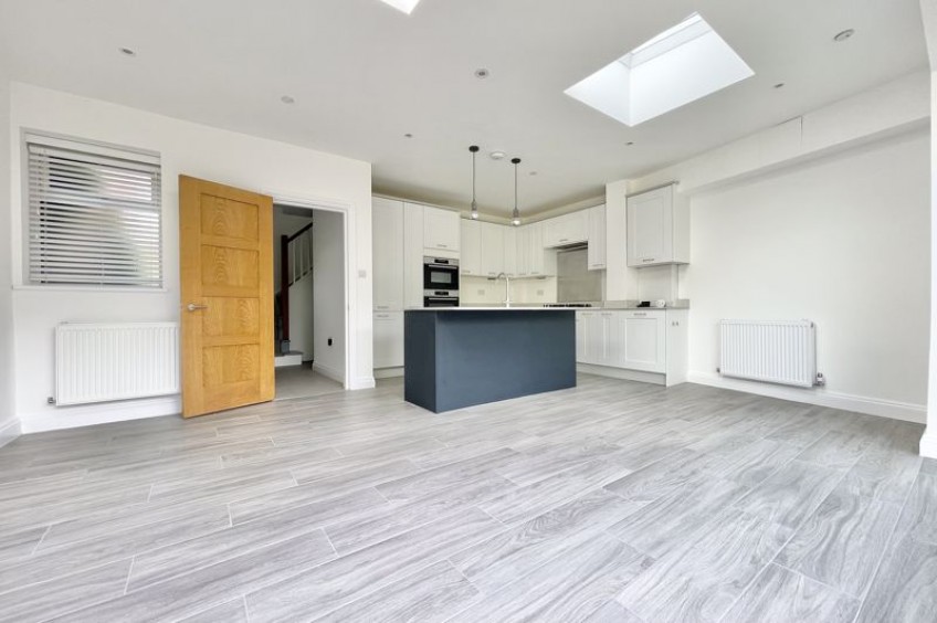 Images for The Green Claygate