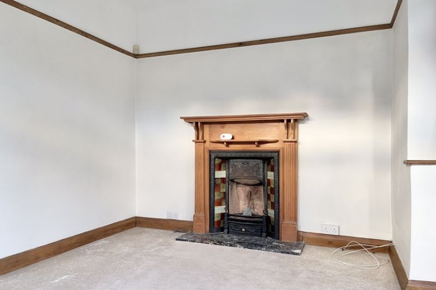 Images for Cornwall Avenue, Claygate