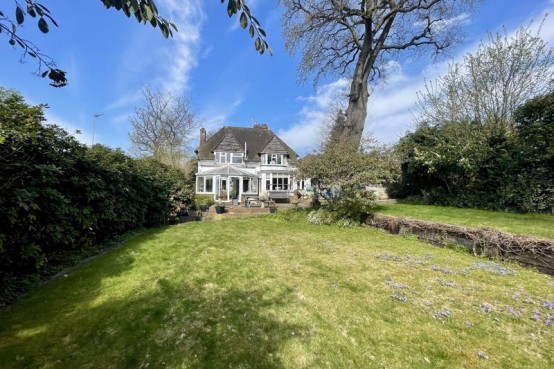 Images for Stevens Lane, Esher EAID:MatthewPierce BID:Matthew Pierce