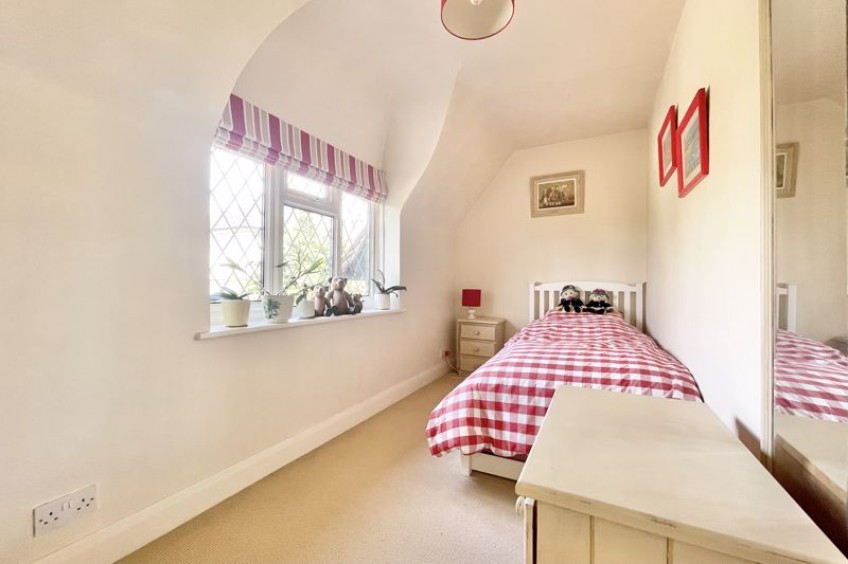 Images for Stevens Lane, Esher