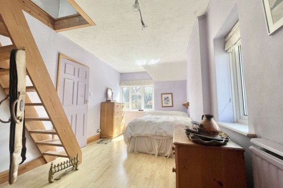 Images for Stevens Lane, Esher EAID:MatthewPierce BID:Matthew Pierce