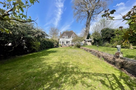 Images for Stevens Lane, Esher EAID:MatthewPierce BID:Matthew Pierce