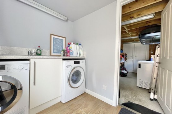 Images for Telegraph Lane, Esher EAID:MatthewPierce BID:Matthew Pierce