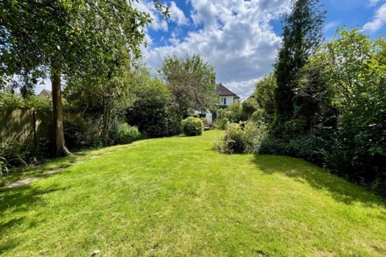 Images for Raleigh Drive, Claygate EAID:MatthewPierce BID:Matthew Pierce