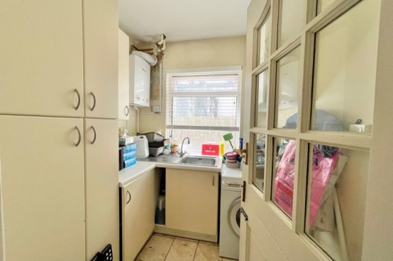 Images for Raleigh Drive, Claygate EAID:MatthewPierce BID:Matthew Pierce