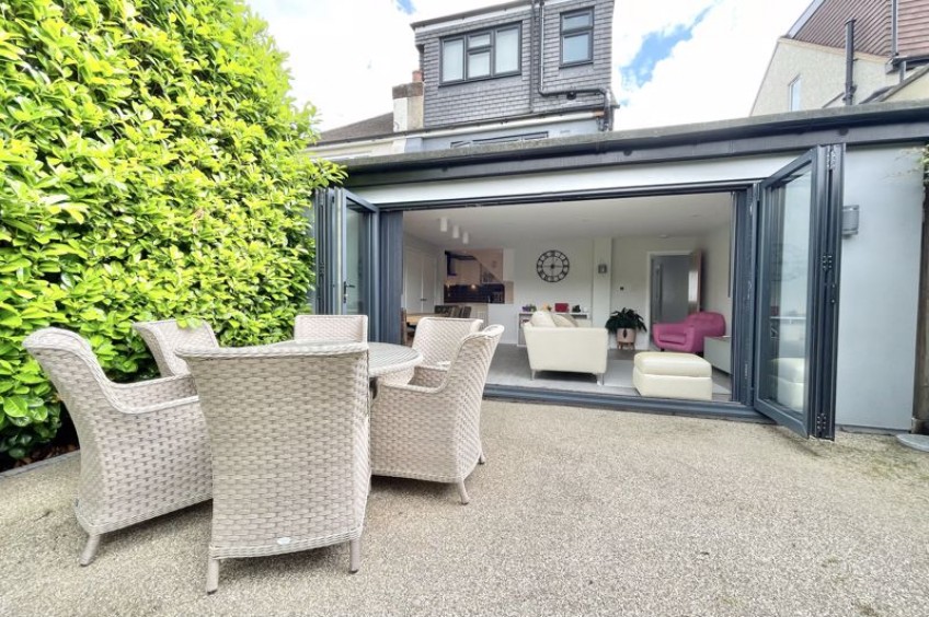 Images for Cedarcroft Road Chessington