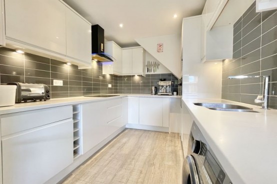 Images for Cedarcroft Road Chessington EAID:MatthewPierce BID:Matthew Pierce