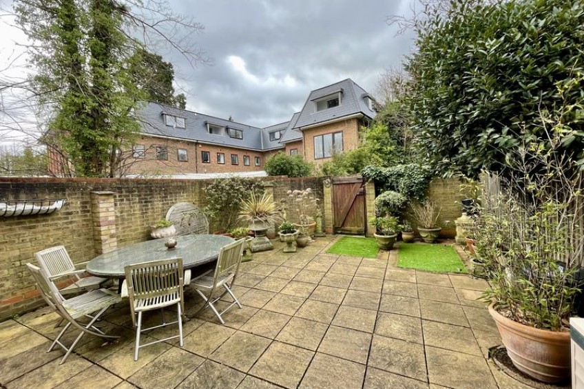 Images for High Street, Claygate