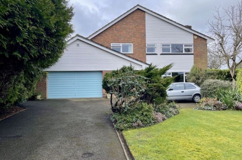 Brendon Close, Esher - EAID:MatthewPierce, BID:Matthew Pierce