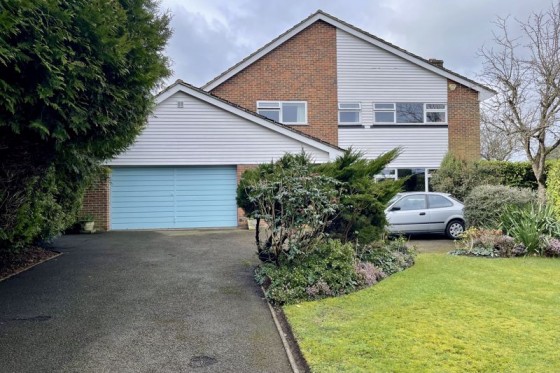View Full Details for Brendon Close, Esher