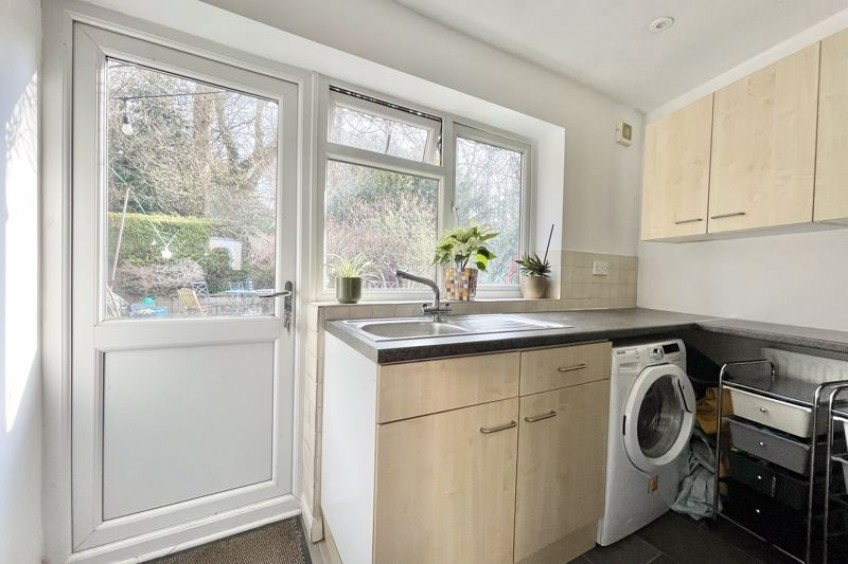 Images for Foxwarren, Esher