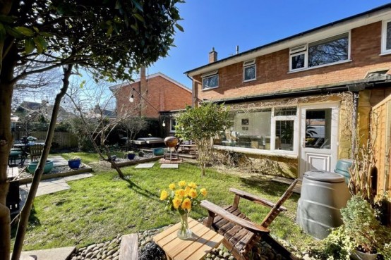 Images for Foxwarren, Esher EAID:MatthewPierce BID:Matthew Pierce
