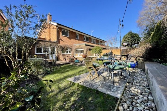 Images for Foxwarren, Esher EAID:MatthewPierce BID:Matthew Pierce