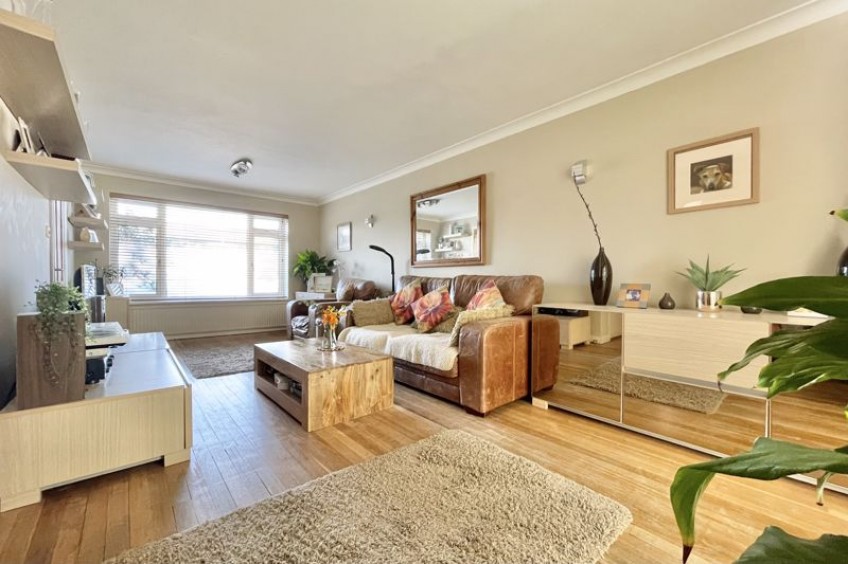 Images for Foxwarren, Esher