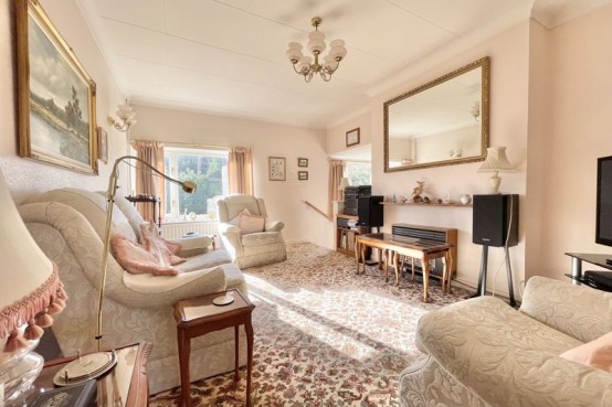 Images for Raymond Way, Esher EAID:MatthewPierce BID:Matthew Pierce