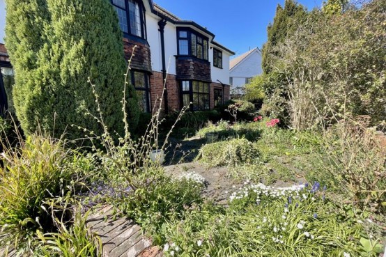 Images for Albany Crescent, Esher EAID:MatthewPierce BID:Matthew Pierce