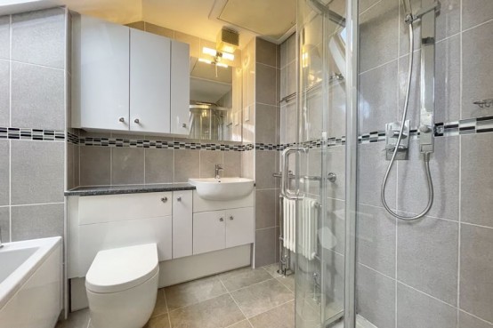 Images for Lynwood Road, Thames Ditton EAID:MatthewPierce BID:Matthew Pierce