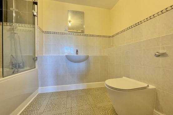 Images for Lynwood Road, Thames Ditton EAID:MatthewPierce BID:Matthew Pierce