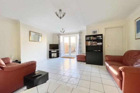 Images for Lynwood Road, Thames Ditton EAID:MatthewPierce BID:Matthew Pierce