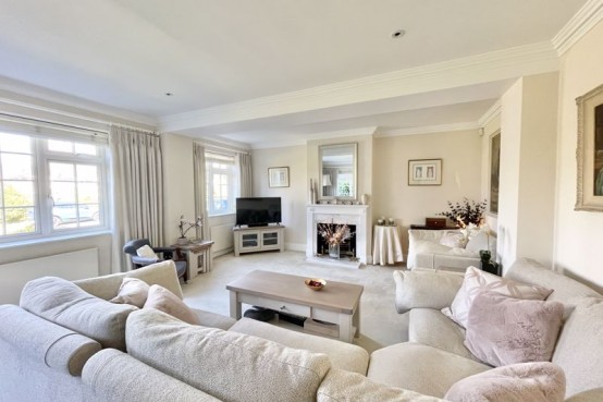 Images for Rosehill, Esher EAID:MatthewPierce BID:Matthew Pierce