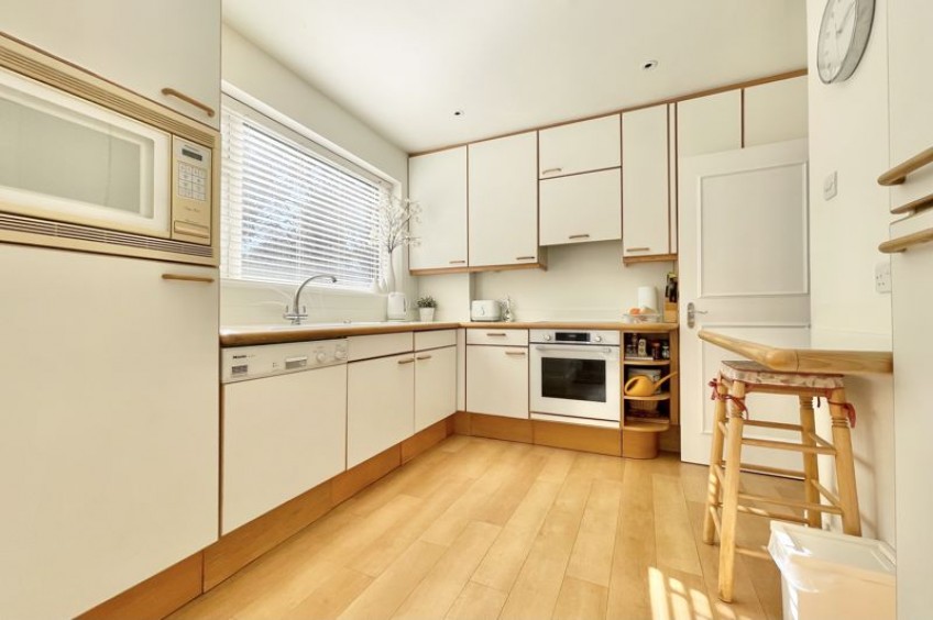 Images for Rosehill, Esher