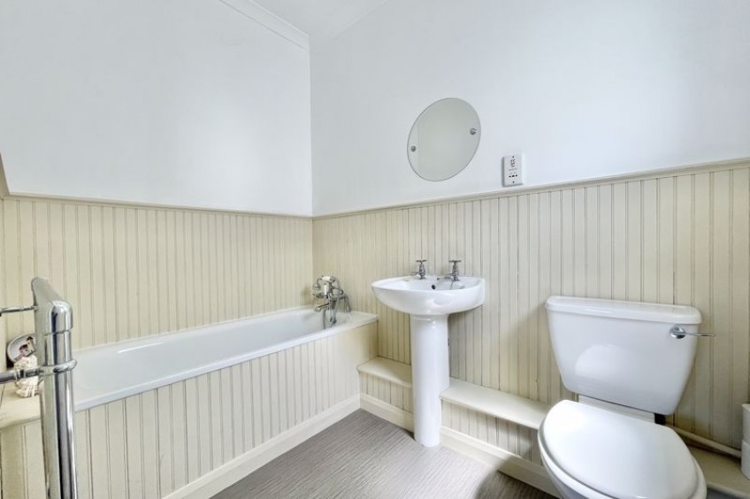 Images for Meadow Road, Esher