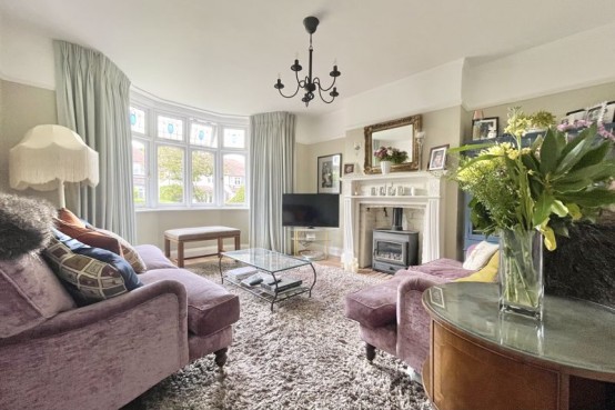 Images for Meadow Road, Esher EAID:MatthewPierce BID:Matthew Pierce
