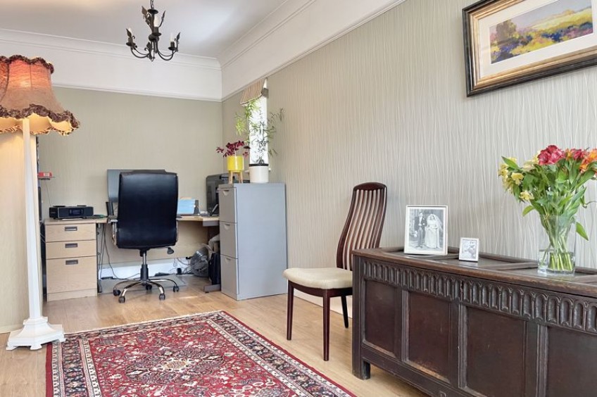 Images for Meadow Road, Esher