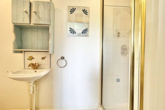 Images for St. Leonards Road, Esher EAID:MatthewPierce BID:Matthew Pierce