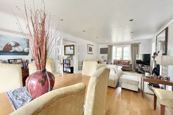 Images for St. Leonards Road, Esher EAID:MatthewPierce BID:Matthew Pierce