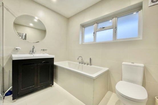 Images for Dalmore Avenue, Esher EAID:MatthewPierce BID:Matthew Pierce