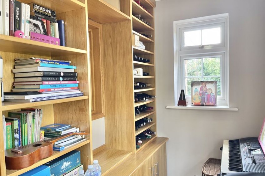 Images for Ruxley Ridge, Esher