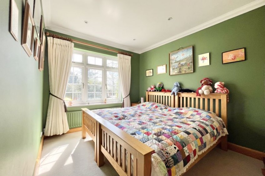 Images for Ruxley Ridge, Esher