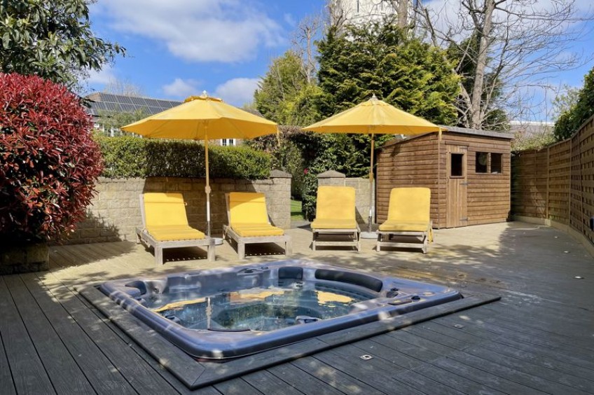 Images for Ruxley Ridge, Esher