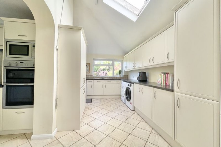 Images for The Avenue, Esher