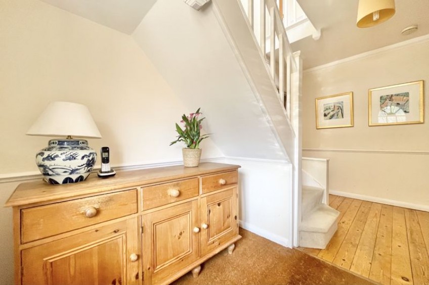 Images for The Avenue, Esher