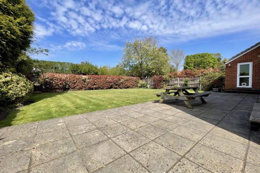 Images for The Avenue, Esher