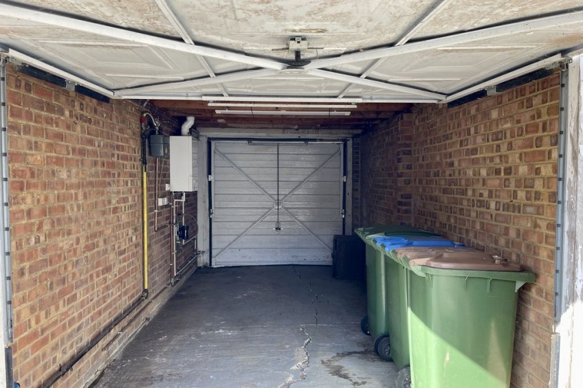 Images for Oaken Lane, Esher