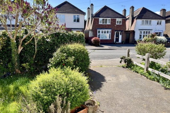 Images for Leigh Road, Cobham EAID:MatthewPierce BID:Matthew Pierce