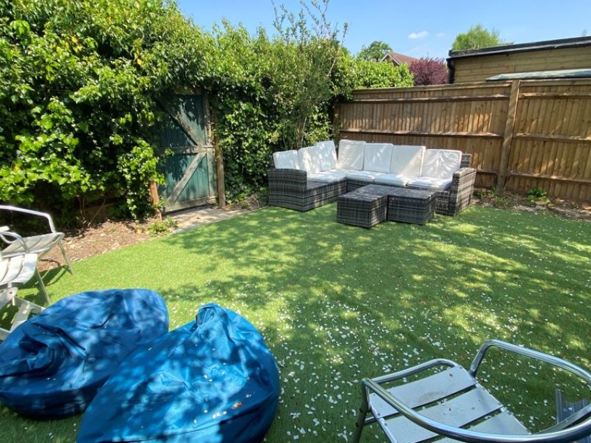 Images for Leigh Road, Cobham