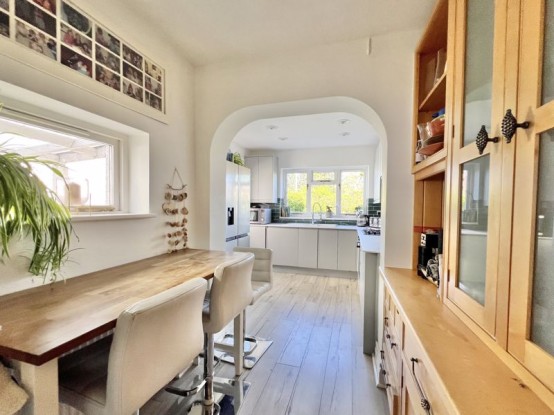Images for Leigh Road, Cobham EAID:MatthewPierce BID:Matthew Pierce