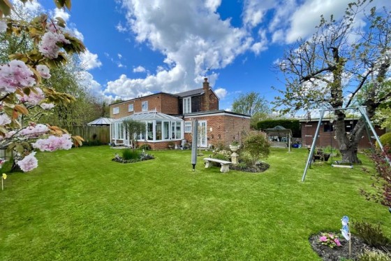 View Full Details for Leatherhead Road, Chessington