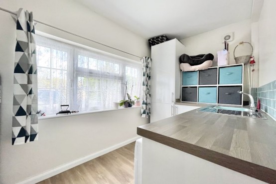Images for Leatherhead Road, Chessington EAID:MatthewPierce BID:Matthew Pierce