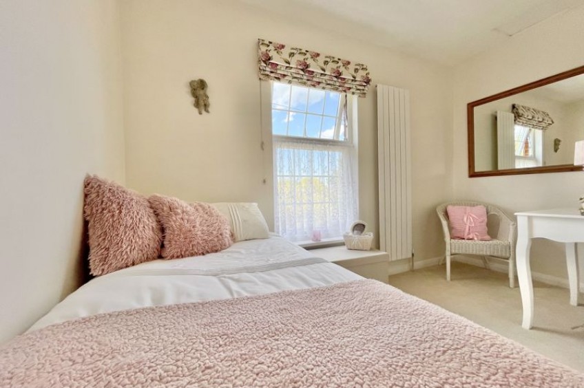Images for Leatherhead Road, Chessington
